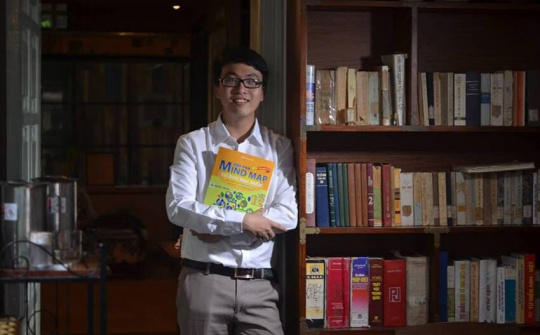 Thầy giáo 8X biến mạng xã hội thành bục giảng