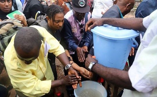 WHO cảnh báo về dịch Ebola ở biên giới Uganda và Congo