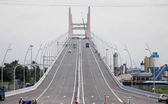 Sẽ tạm thời giảm tốc độ tối đa từ 100 xuống 80km/h qua cầu Bạch Đằng