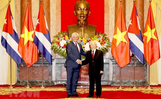 Tổng Bí thư, Chủ tịch nước Nguyễn Phú Trọng hội đàm với Chủ tịch Hội đồng Nhà nước và Hội đồng Bộ trưởng Cu-ba