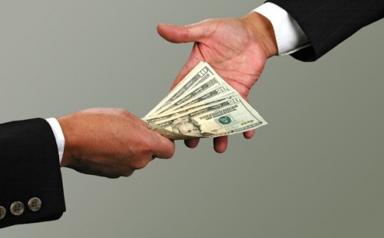 Ngân hàng Nhà nước 'siết' cho vay USD