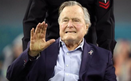 Cựu Tổng thống Mỹ George H.W Bush qua đời ở tuổi 94