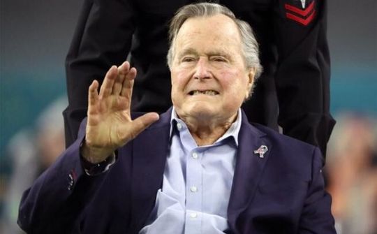 Cựu Tổng thống Mỹ George H.W Bush qua đời ở tuổi 94