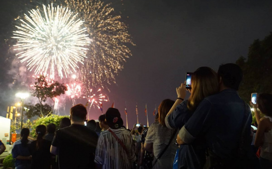 TP. HCM đề xuất bắn pháo hoa 2 điểm dịp Tết Dương lịch 2019