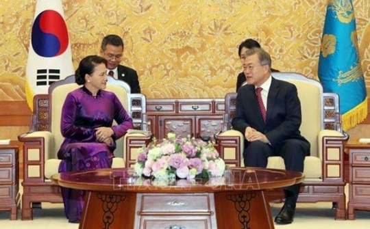 Korean media highlights meeting of Vietnamese NA Chairwoman, RoK President