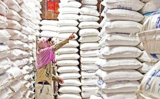 Cambodia suffers 13 percent drop in 11-month rice exports