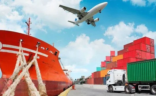 Sau 11 tháng, xuất siêu đạt kỷ lục 7,4 tỷ USD