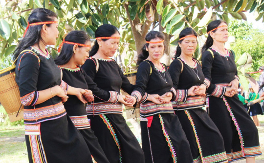 Khai mạc nhiều hoạt động văn hóa Kon Tum