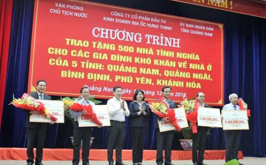 Tặng 500 căn nhà tình nghĩa cho người dân tại 5 tỉnh miền Trung