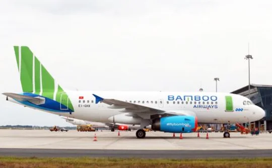 Máy bay đầu tiên của Bamboo Airways đã xuất hiện tại Nội Bài