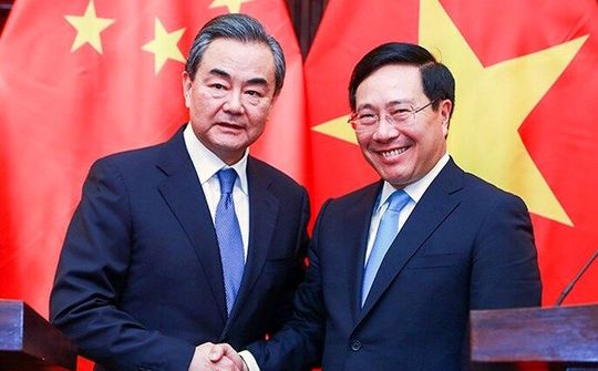 Phó Thủ tướng Phạm Bình Minh hội đàm với Bộ trưởng Ngoại giao Trung Quốc Vương Nghị