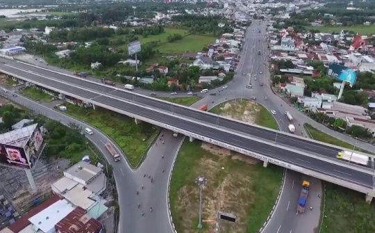 Phấn đấu đúng tiến độ cao tốc Bắc - Nam phía Đông