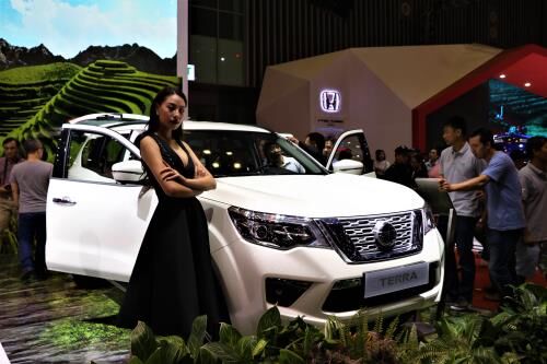 Vẫn nhập khẩu, phân phối phụ tùng và xe Nissan đến tháng 9/2019