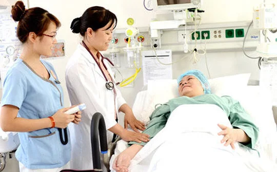 Sự an toàn và hài lòng của người bệnh là ưu tiên hàng đầu