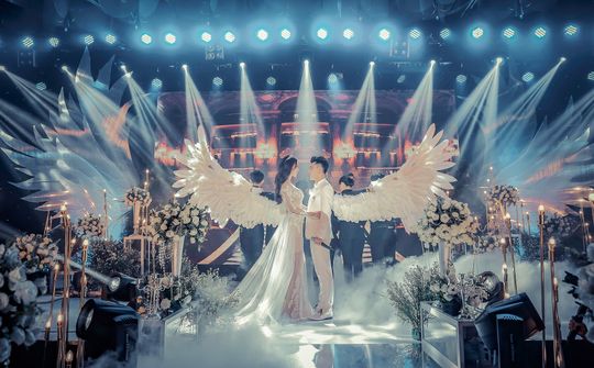 Những khoảnh khắc ngọt ngào trong đám cưới của Ưng Hoàng Phúc và bà xã Kim Cương