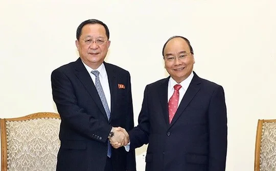Thủ tướng tiếp Bộ trưởng Ngoại giao Triều Tiên