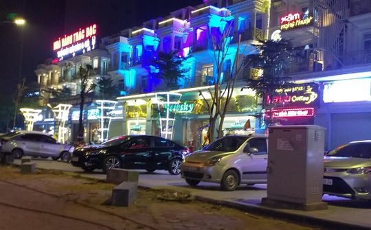 Hà Đông (Hà Nội): Chưa đủ điều kiện, nhiều quán Karaoke vẫn 'sáng đèn' hoạt động