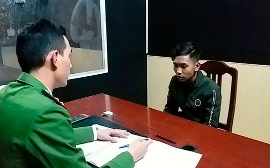Hải Phòng: Bắt giữ nam thanh niên rải đinh trên cầu vượt biển