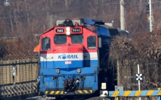 Hai miền Triều Tiên chuẩn bị lễ khởi công kết nối đường sắt, đường bộ