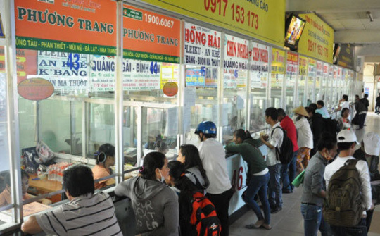Giá vé xe Tết từ TP.HCM tăng trên 300%