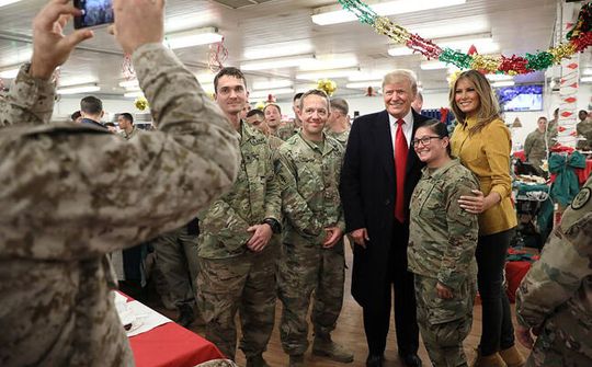 Binh sĩ Mỹ tại Iraq hân hoan với chuyến thăm bất ngờ của Tổng thống Trump