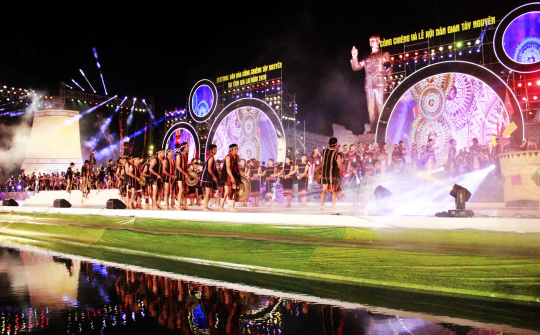 Gia Lai: Vang xa âm điệu cồng chiêng