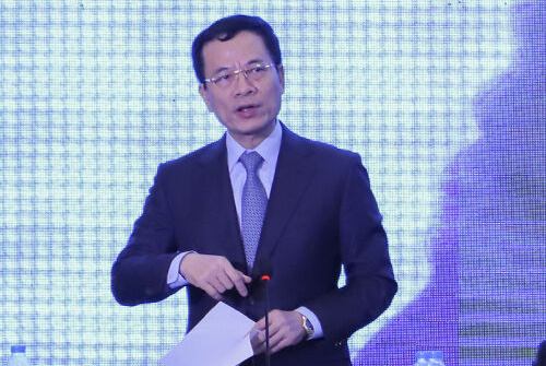 Bộ trưởng Nguyễn Mạnh Hùng: 'Đói khát là một lợi thế'