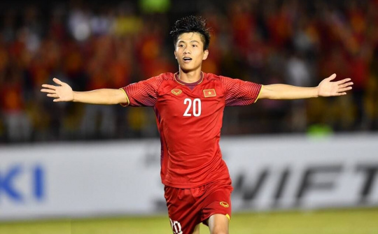 Phan Văn Đức lọt top 5 nhân vật xuất sắc nhất bán kết lượt đi AFF Cup 2018