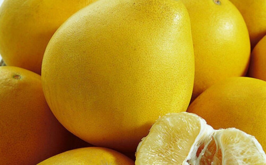 Bưởi vàng óng Trung Quốc tràn vào thị trường Việt Nam