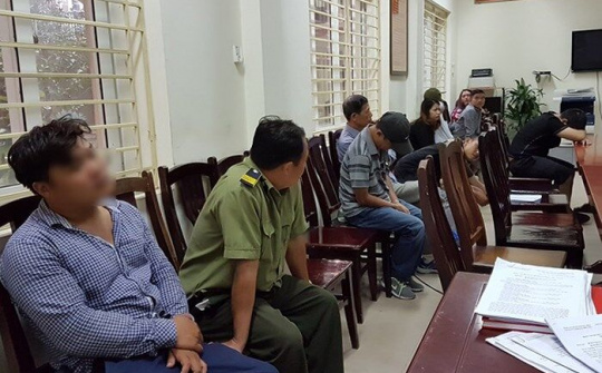 Công an tạm giữ nhiều 'phe vé' trận đấu lượt về AFF Cup 2018