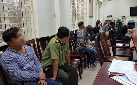 Công an tạm giữ nhiều 'phe vé' trận đấu lượt về AFF Cup 2018