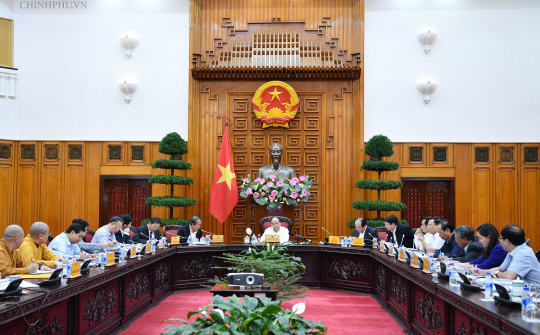 Thủ tướng Nguyễn Xuân Phúc chủ trì họp về công tác tổ chức Đại lễ Vesak 2019