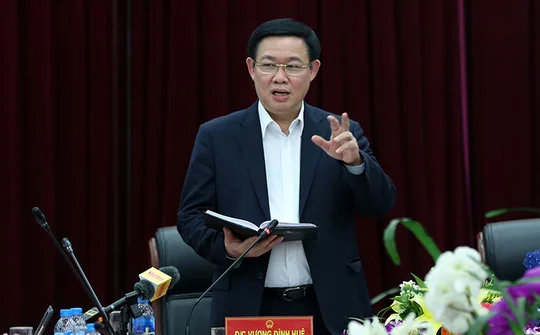 Phó Thủ tướng Vương Đình Huệ làm việc tại Lai Châu