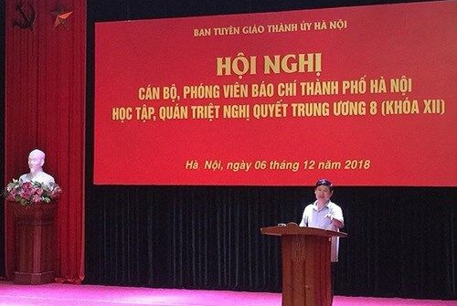 Gần 400 cán bộ, phóng viên báo chí Hà Nội học tập, quán triệt Nghị quyết TƯ 8