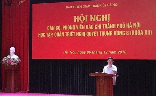 Gần 400 cán bộ, phóng viên báo chí Hà Nội học tập, quán triệt Nghị quyết TƯ 8