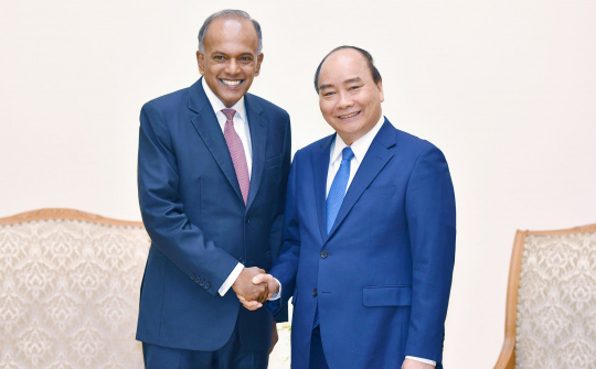 Thủ tướng tiếp Bộ trưởng Bộ Nội vụ kiêm Bộ trưởng Bộ Luật pháp Singapore