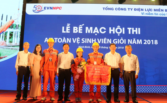 Công ty Điện lực Ninh Bình: Thực hiện thành công năm văn hóa an toàn