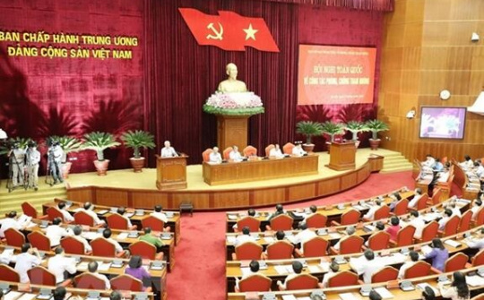 Gắn kết chặt chẽ giữa "xây" và "chống" trong thực hành nêu gương