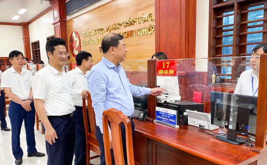 Nam Định đẩy mạnh phục vụ hành chính công, xúc tiến đầu tư và hỗ trợ doanh nghiệp