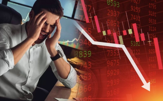 Nhà đầu tư thiệt hại kép khi bán tháo chứng chỉ quỹ trái phiếu