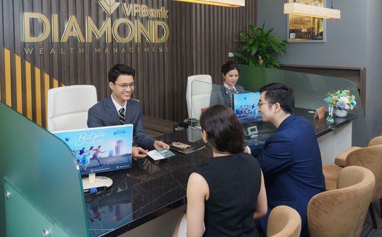 Lãi suất tiền gửi không kỳ hạn của VPBank tăng lên mức kịch trần 1%/năm