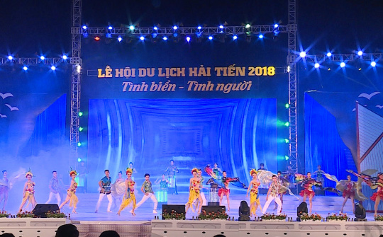 Hoằng Hóa khai mạc Lễ hội du lịch biển Hải Tiến 2018