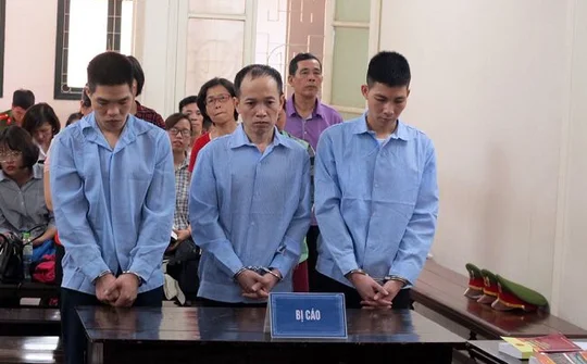 Kẻ 'giấu mặt' đằng sau những cuộc điện thoại tiền tỷ