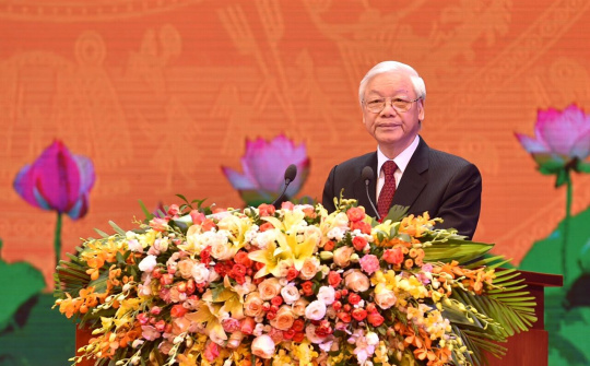 Long trọng kỷ niệm 100 năm Cách mạng Tháng Mười Nga