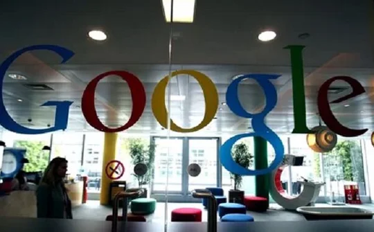 4,4 triệu người dùng iPhone kiện Google