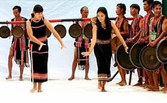 Cồng chiêng H’rê – âm thanh của niềm vui không tên