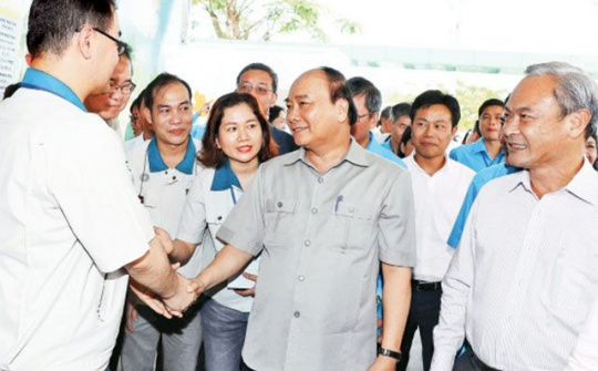Thủ tướng Nguyễn Xuân Phúc kiểm tra việc thực hiện chính sách đối với công nhân, lao động khu công nghiệp tại Đồng Nai