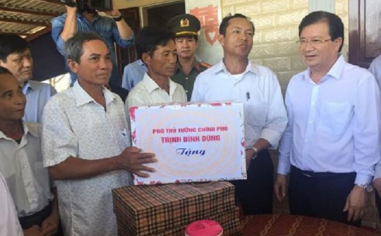 Phó Thủ tướng Trịnh Đình Dũng làm việc tại Formosa Hà Tĩnh