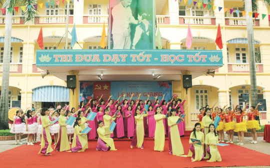 Ngôi trường tràn ngập tình yêu thương