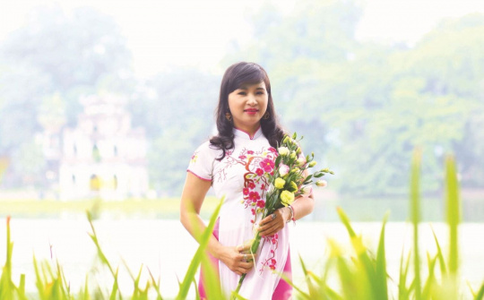 Người mang “tâm hồn” Việt ra thế giới